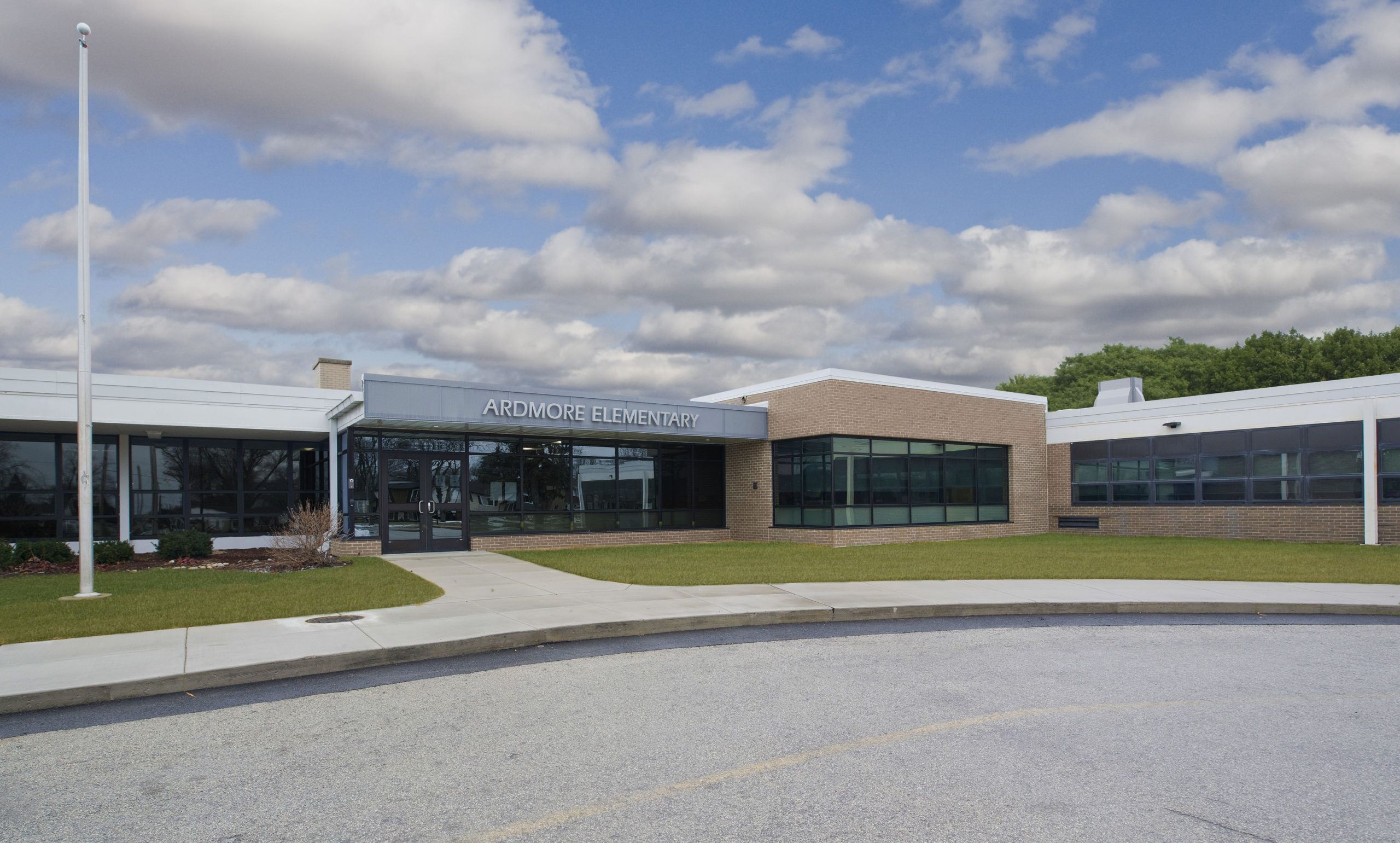 Addison SD 4 Ardmore Elementary School International Contractors Inc.